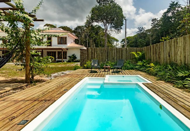 Apartment in Arraial D'Ajuda -  ITAKAÁ STUDIO: Piscina, Hidro e Quadra em Arraial Apartment in Arraial D'Ajuda -  ITAKAÁ STUDIO: Piscina, Hidro e Quadra em Arraial