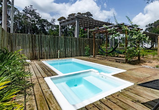 in Arraial D'Ajuda -  ITAKAÁ STUDIO: Piscina, Hidro e Quadra em Arraial