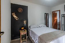 Apartment in Arraial D'Ajuda -  ITAKAÁ STUDIO: Piscina, Hidro e Quadra em Arraial