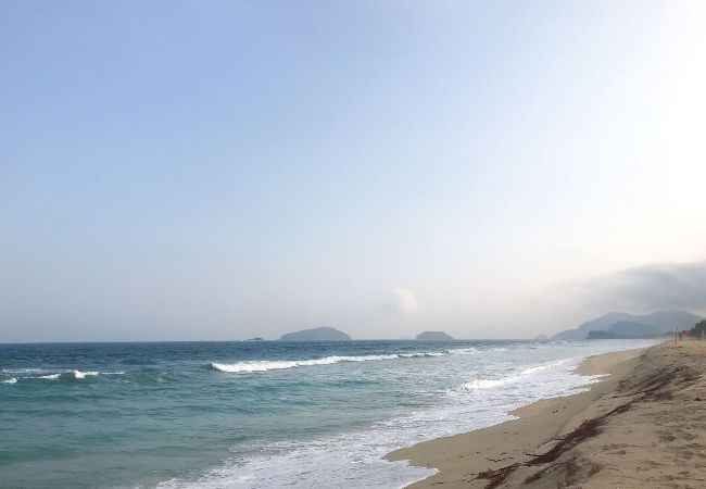  in Angra dos Reis - Apto c/ Varanda,  Garagem e Vista das Montanhas