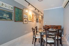 Apartment in Porto Alegre - Apartamento Climatizado com Garagem e Wi-Fi