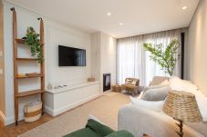 Apartment in Gramado - NOVO! Apto alto Padrão 2 suítes a 600m da Rua Coberta
