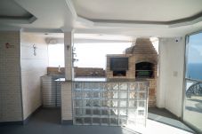 Rent by room in Rio de Janeiro - Suite in a Sea View Inn | PV-ST3