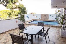 Rent by room in Rio de Janeiro - Suite with pool | PV-ST4