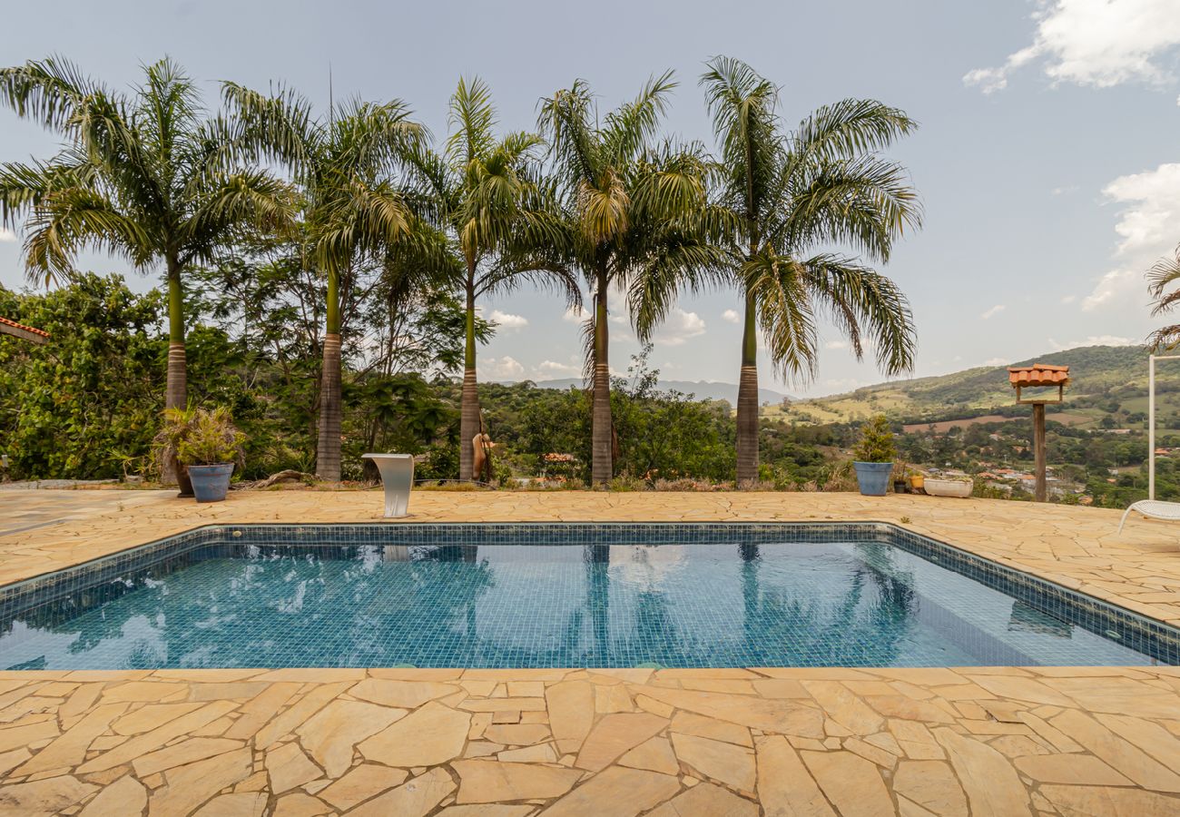 House in Extrema - Rancho E.R.S: Natureza, Wi-Fi e Lazer em Extrema