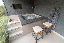 Chalet in Bragança Paulista - Aconchego Casa 01: Ofurô, Lareira e Sala de Cinema