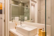 Apartment in Rio de Janeiro - Loft with soundproof windows, 5-minute walk to the beach | NSC304