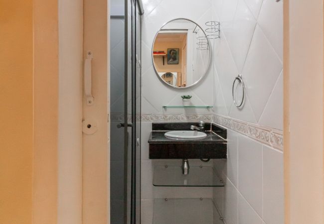 Studio in Rio de Janeiro - Boutique studio 4 minutes from Copacabana Beach | JC702B Studio in Rio de Janeiro - Boutique studio 4 minutes from Copacabana Beach | JC702B