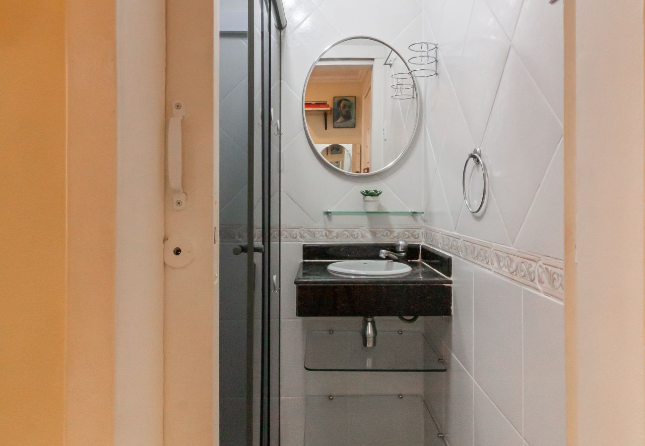 Studio in Rio de Janeiro - Boutique studio 4 minutes from Copacabana Beach | JC702B Studio in Rio de Janeiro - Boutique studio 4 minutes from Copacabana Beach | JC702B