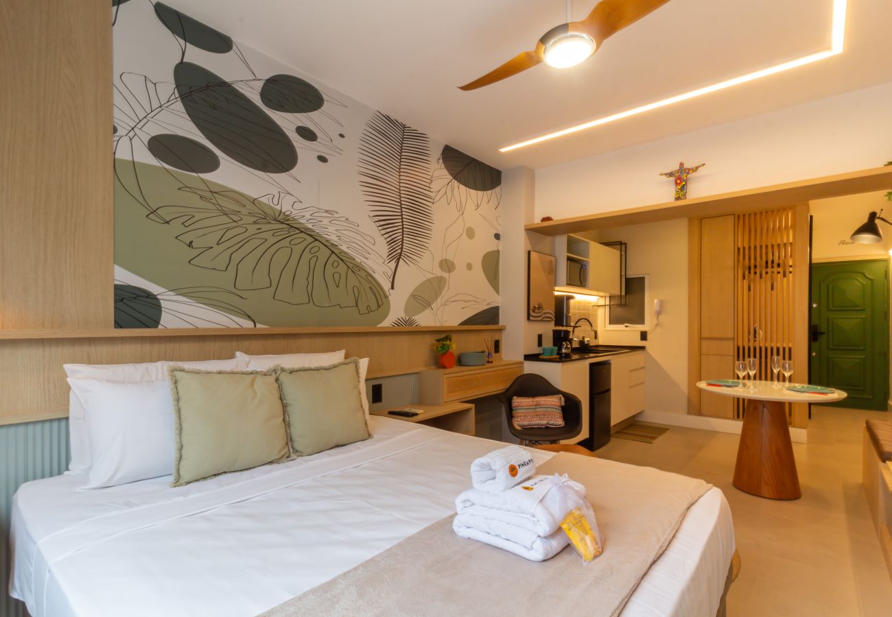 Studio in Rio de Janeiro - Incredible Studio in Copacabana - CR703