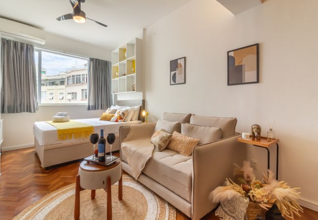 Studio in Rio de Janeiro - 5 minutes from Copacabana Beach | NSC909