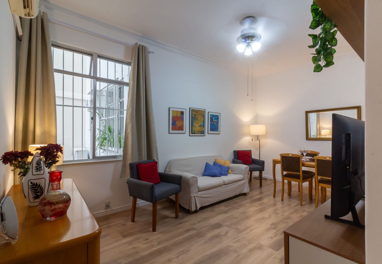 Apartment in Rio de Janeiro - 4 minutes from Leblon Beach | GA207