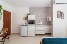 Studio in Rio de Janeiro - 5 minutes from Copacabana beach | BI202