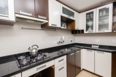 Apartment in Gramado - Amplo AP térreo 4 suítes a 600m da Rua Coberta