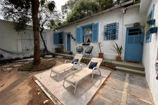 House in Rio de Janeiro - Flor e Fruto Retreat - Little Flower House