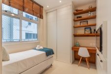 Apartment in Rio de Janeiro - 8 minutes from Ipanema beach | NS204