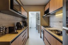 Apartment in Rio de Janeiro - 4 minutes from Leme Beach | GS1204