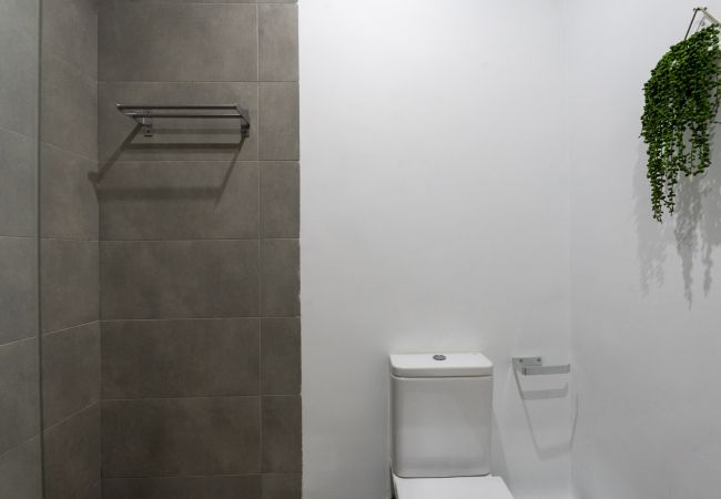 Apartamento en Madrid - Modern Madrid Downtown Puerta Del Sol M (PRE4B) Apartamento en Madrid - Modern Madrid Downtown Puerta Del Sol M (PRE4B)