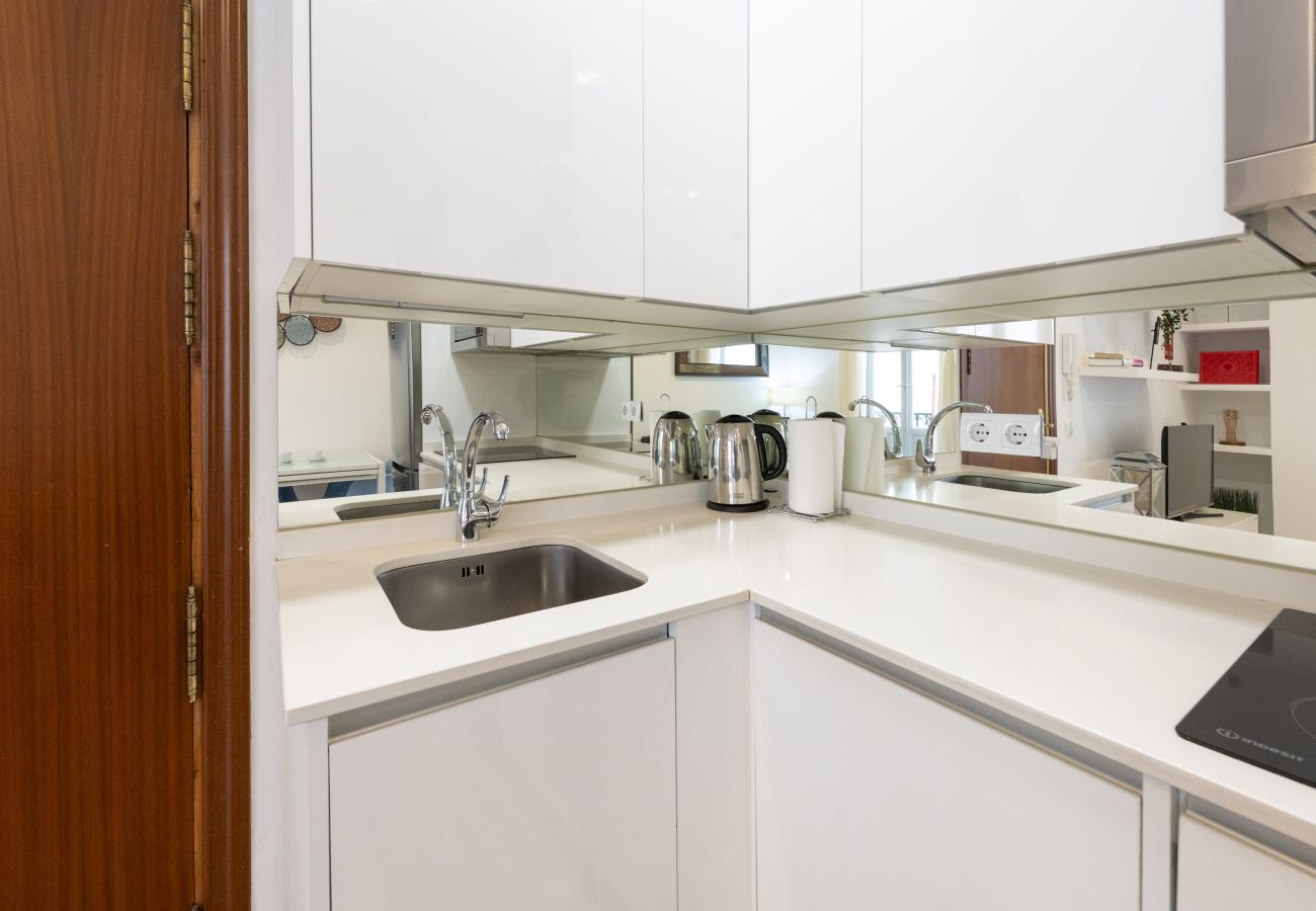 Apartamento en Madrid - Modern Madrid Downtown Puerta Del Sol M (PRE4B) Apartamento en Madrid - Modern Madrid Downtown Puerta Del Sol M (PRE4B)