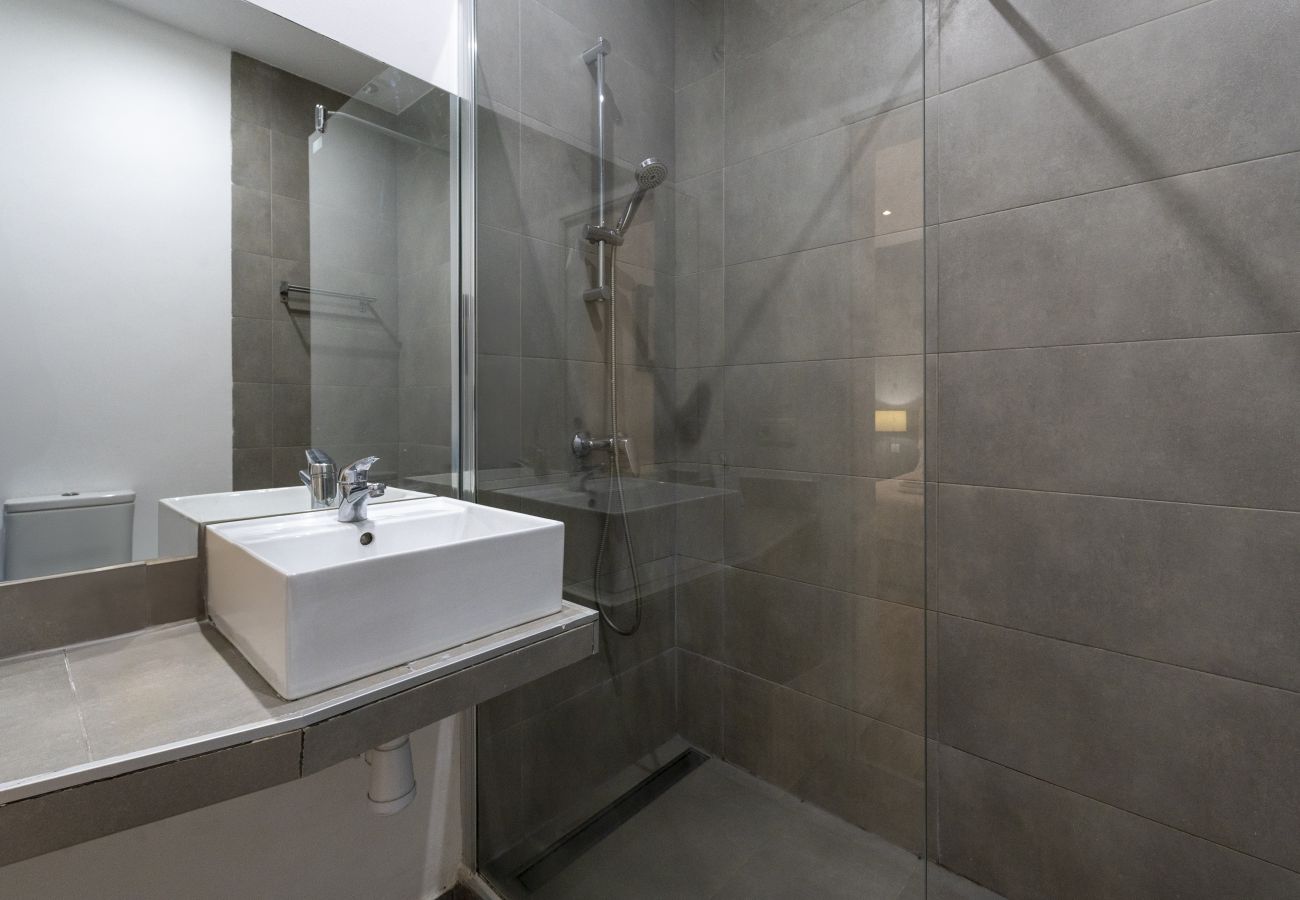Apartamento en Madrid - Modern Madrid Downtown Puerta Del Sol M (PRE4B) Apartamento en Madrid - Modern Madrid Downtown Puerta Del Sol M (PRE4B)