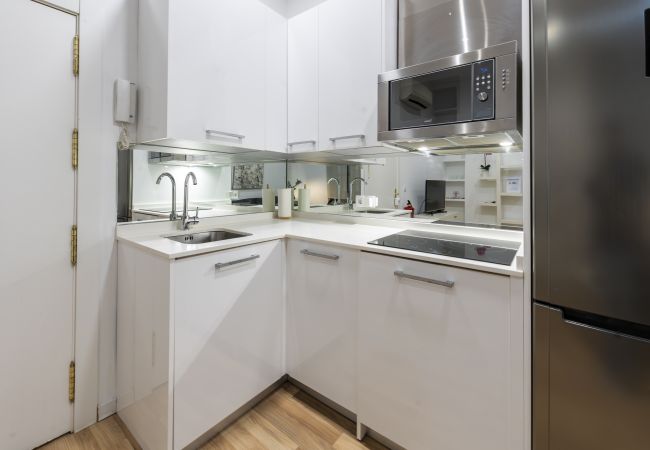 Apartamento en Madrid - Modern Madrid Downtown Puerta Del Sol M (PRE2B) Apartamento en Madrid - Modern Madrid Downtown Puerta Del Sol M (PRE2B)