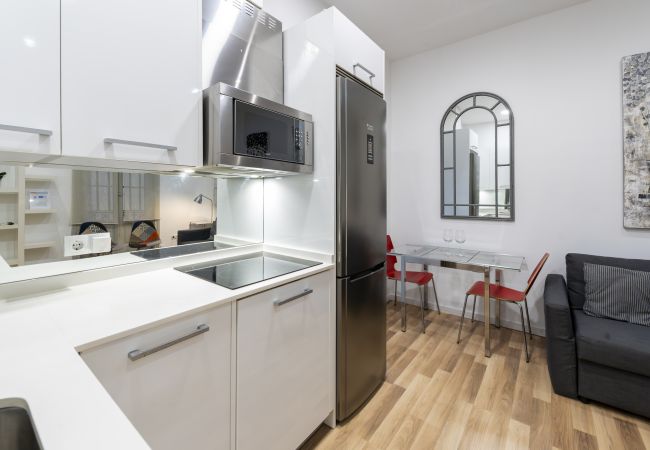 Apartamento en Madrid - Modern Madrid Downtown Puerta Del Sol M (PRE2B) Apartamento en Madrid - Modern Madrid Downtown Puerta Del Sol M (PRE2B)