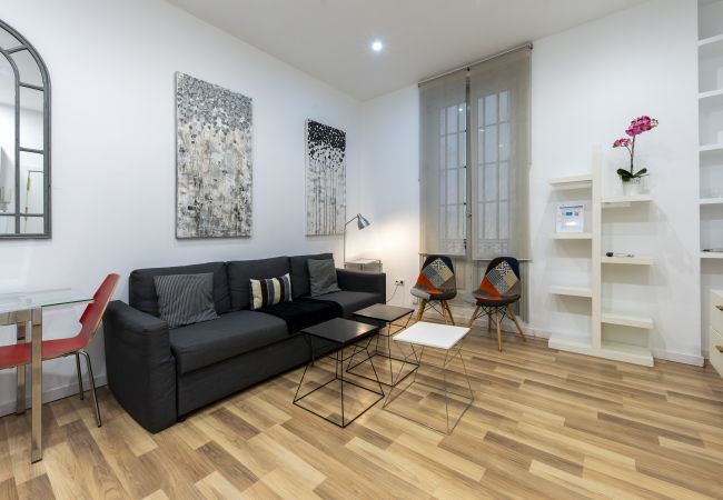 Apartamento en Madrid - Modern Madrid Downtown Puerta Del Sol M (PRE2B) Apartamento en Madrid - Modern Madrid Downtown Puerta Del Sol M (PRE2B)