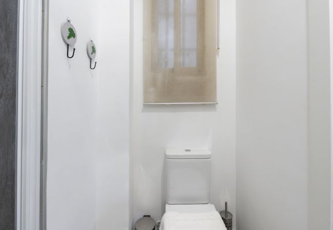 Apartamento en Madrid - Modern Madrid Downtown Puerta Del Sol M (PRE2B) Apartamento en Madrid - Modern Madrid Downtown Puerta Del Sol M (PRE2B)