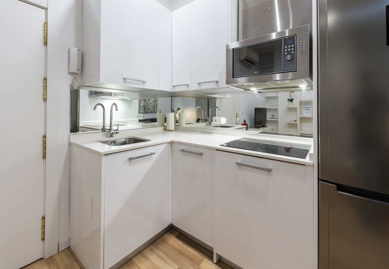 Apartamento en Madrid - Modern Madrid Downtown Puerta Del Sol M (PRE2B) Apartamento en Madrid - Modern Madrid Downtown Puerta Del Sol M (PRE2B)