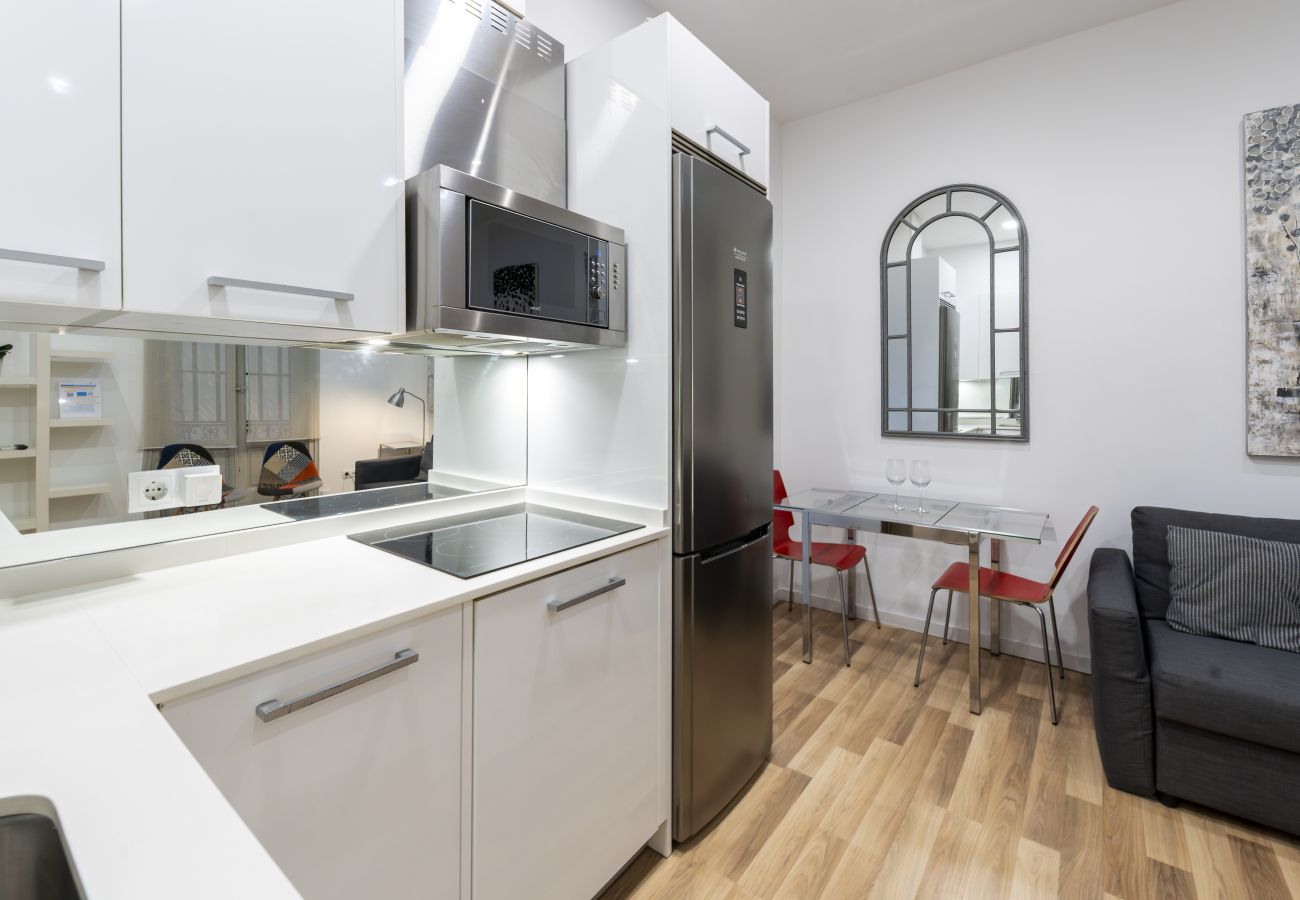 Apartamento en Madrid - Modern Madrid Downtown Puerta Del Sol M (PRE2B) Apartamento en Madrid - Modern Madrid Downtown Puerta Del Sol M (PRE2B)