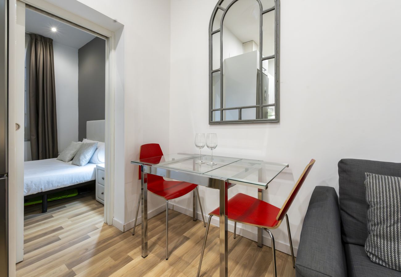 Apartamento en Madrid - Modern Madrid Downtown Puerta Del Sol M (PRE2B) Apartamento en Madrid - Modern Madrid Downtown Puerta Del Sol M (PRE2B)