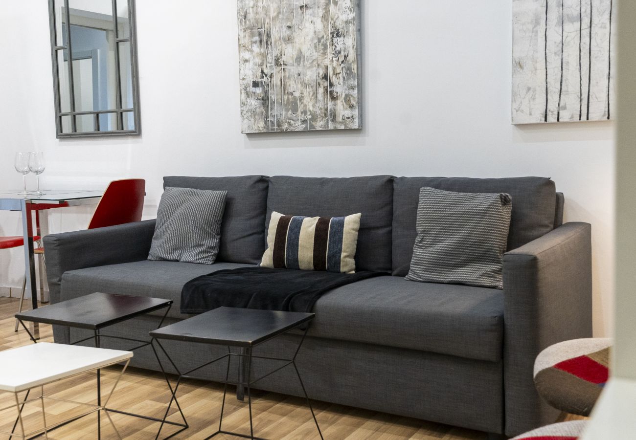 Apartamento en Madrid - Modern Madrid Downtown Puerta Del Sol M (PRE2B) Apartamento en Madrid - Modern Madrid Downtown Puerta Del Sol M (PRE2B)