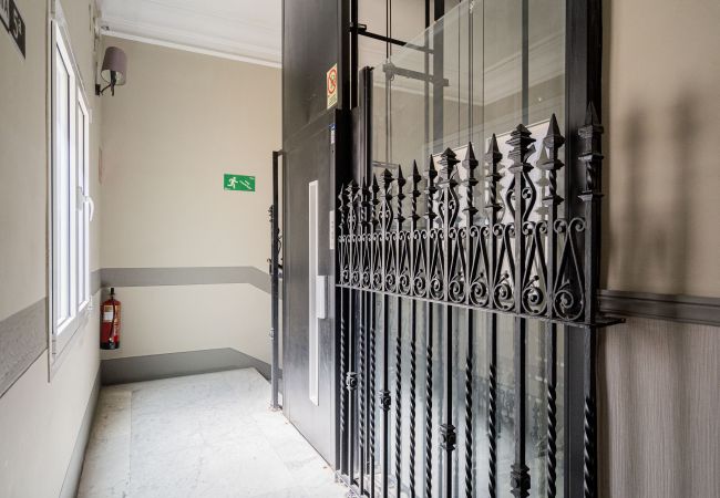 Apartamento en Madrid - ATICO Apartment Madrid Downtown Puerta Sol M (PRE Apartamento en Madrid - ATICO Apartment Madrid Downtown Puerta Sol M (PRE