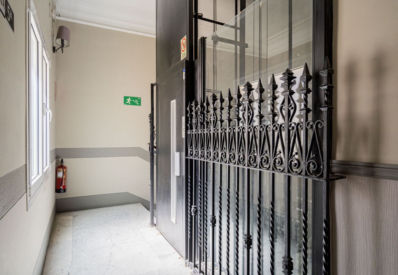 Apartamento en Madrid - ATICO Apartment Madrid Downtown Puerta Sol M (PRE Apartamento en Madrid - ATICO Apartment Madrid Downtown Puerta Sol M (PRE
