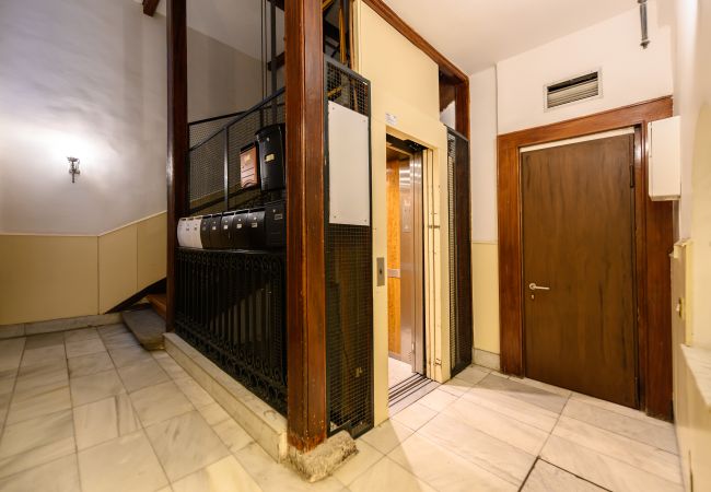 Estudio en Madrid - MADRID Downtown Puerta del Sol - Teatros Gran Via- Atocha Station Cozy Estudio 2 Pax Estudio en Madrid - MADRID Downtown Puerta del Sol - Teatros Gran Via- Atocha Station Cozy Estudio 2 Pax