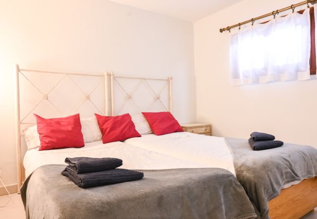Apartamento en Madrid - GARDEN House Downtown MADRID CENTRO-IFEMA-AEROPUERTO. 2 ROOMS 6 PAX GARDEN Apartamento en Madrid - GARDEN House Downtown MADRID CENTRO-IFEMA-AEROPUERTO. 2 ROOMS 6 PAX GARDEN