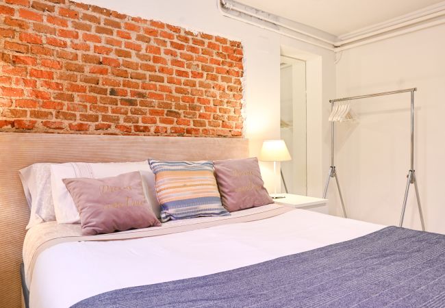 Apartamento en Madrid - GARDEN House Downtown MADRID CENTRO-IFEMA-AEROPUERTO. 2 ROOMS 6 PAX GARDEN Apartamento en Madrid - GARDEN House Downtown MADRID CENTRO-IFEMA-AEROPUERTO. 2 ROOMS 6 PAX GARDEN