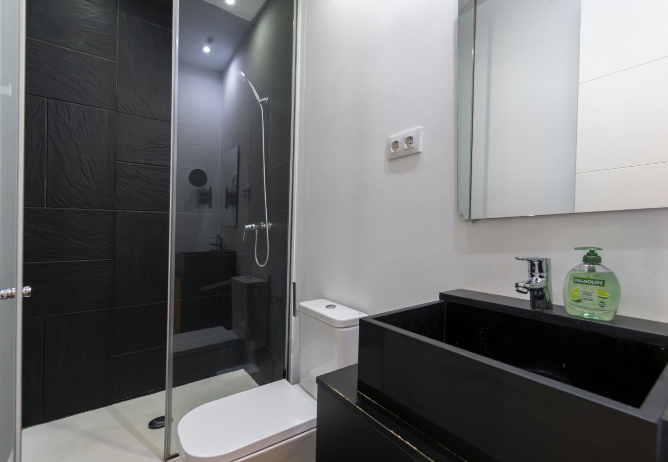 Apartamento en Madrid - Apartment Madrid Downtown Puerta del Sol M (PRE3C) Apartamento en Madrid - Apartment Madrid Downtown Puerta del Sol M (PRE3C)