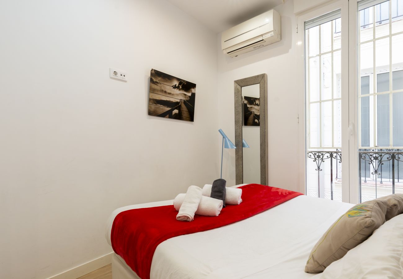 Apartamento en Madrid - Apartment Madrid Downtown Puerta del Sol M (PRE3C) Apartamento en Madrid - Apartment Madrid Downtown Puerta del Sol M (PRE3C)