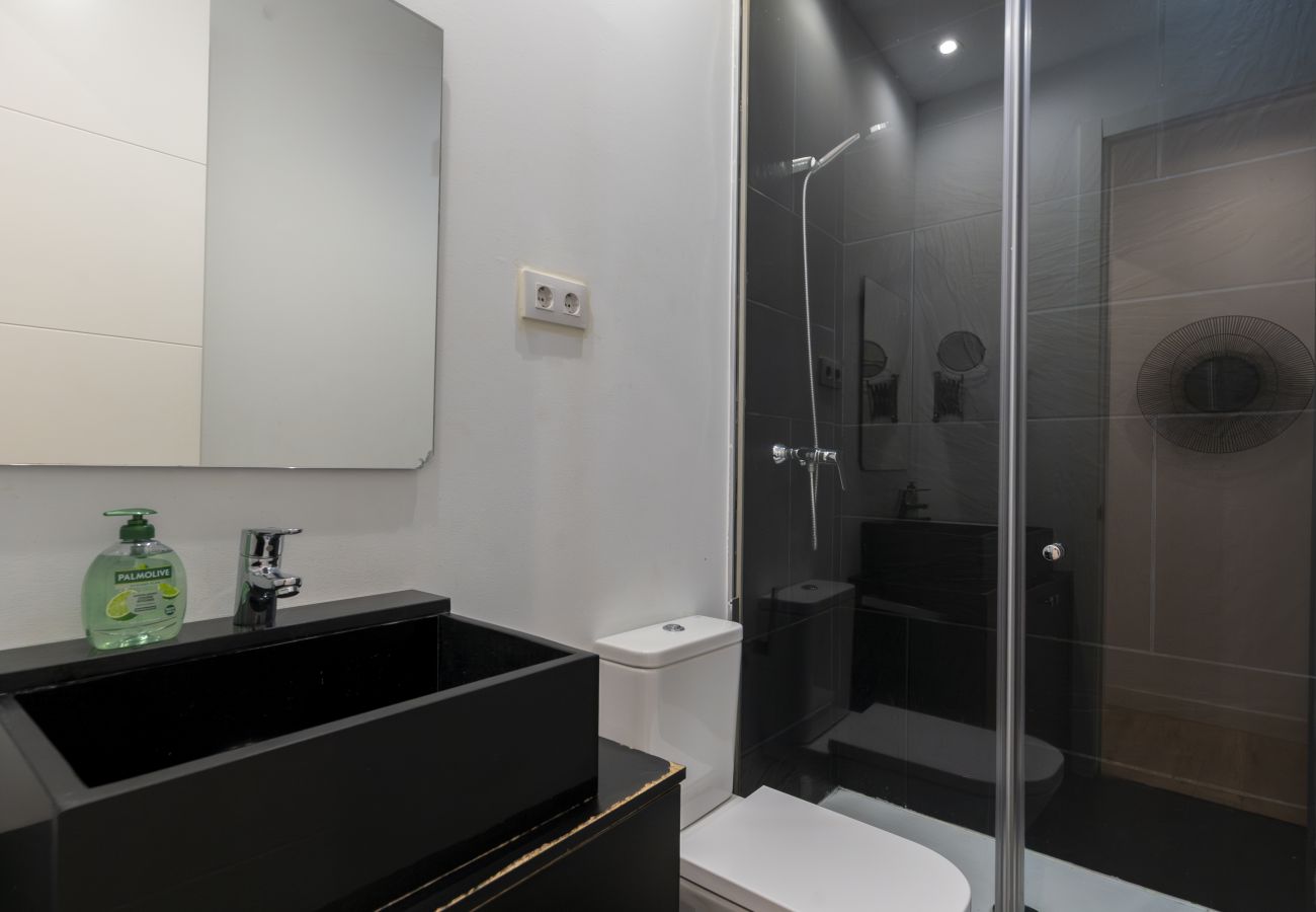 Apartamento en Madrid - Apartment Madrid Downtown Puerta del Sol M (PRE3C) Apartamento en Madrid - Apartment Madrid Downtown Puerta del Sol M (PRE3C)