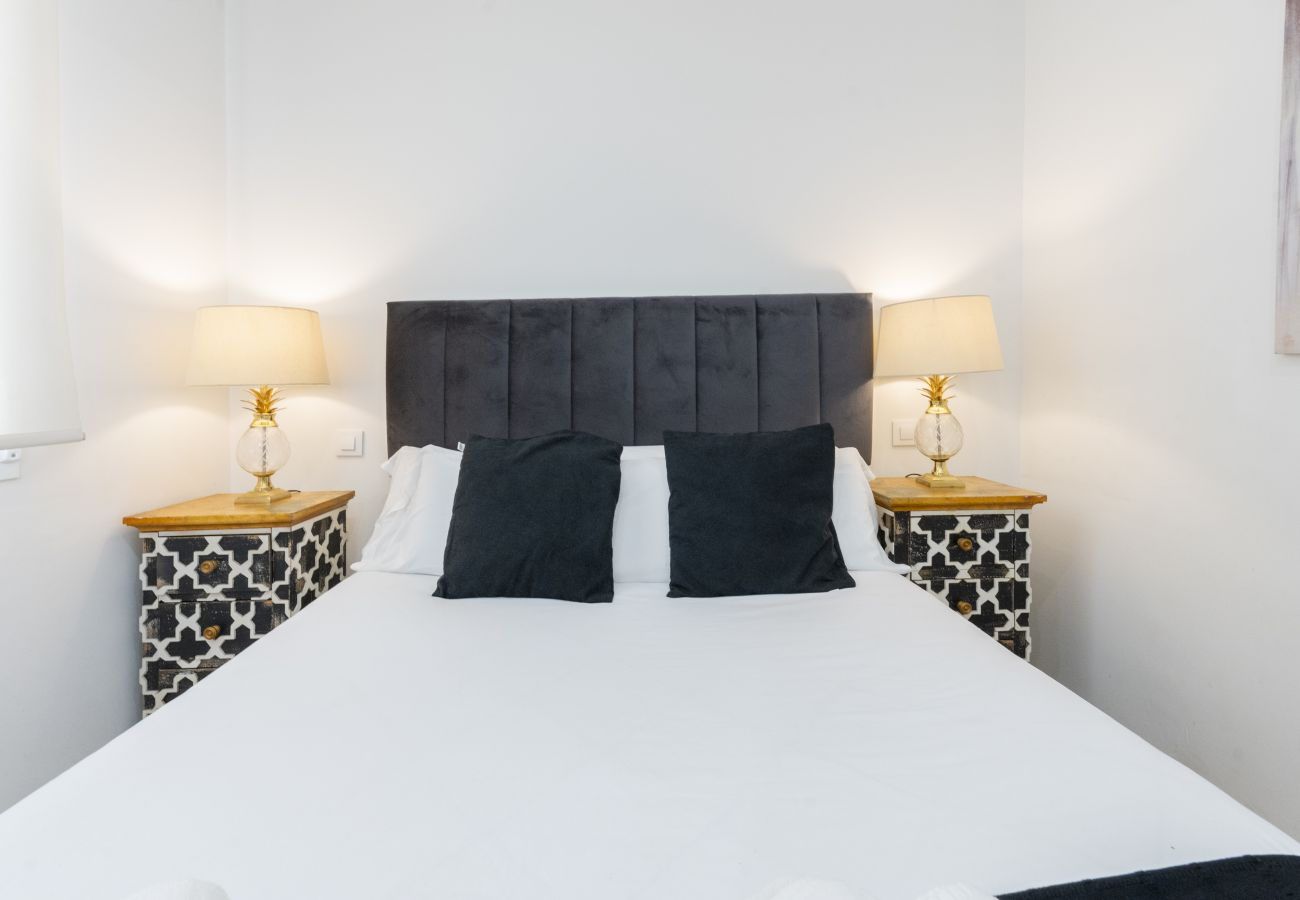 Apartamento en Madrid - Modern Madrid Downtown Puerta Del Sol M (PRE3B) Apartamento en Madrid - Modern Madrid Downtown Puerta Del Sol M (PRE3B)