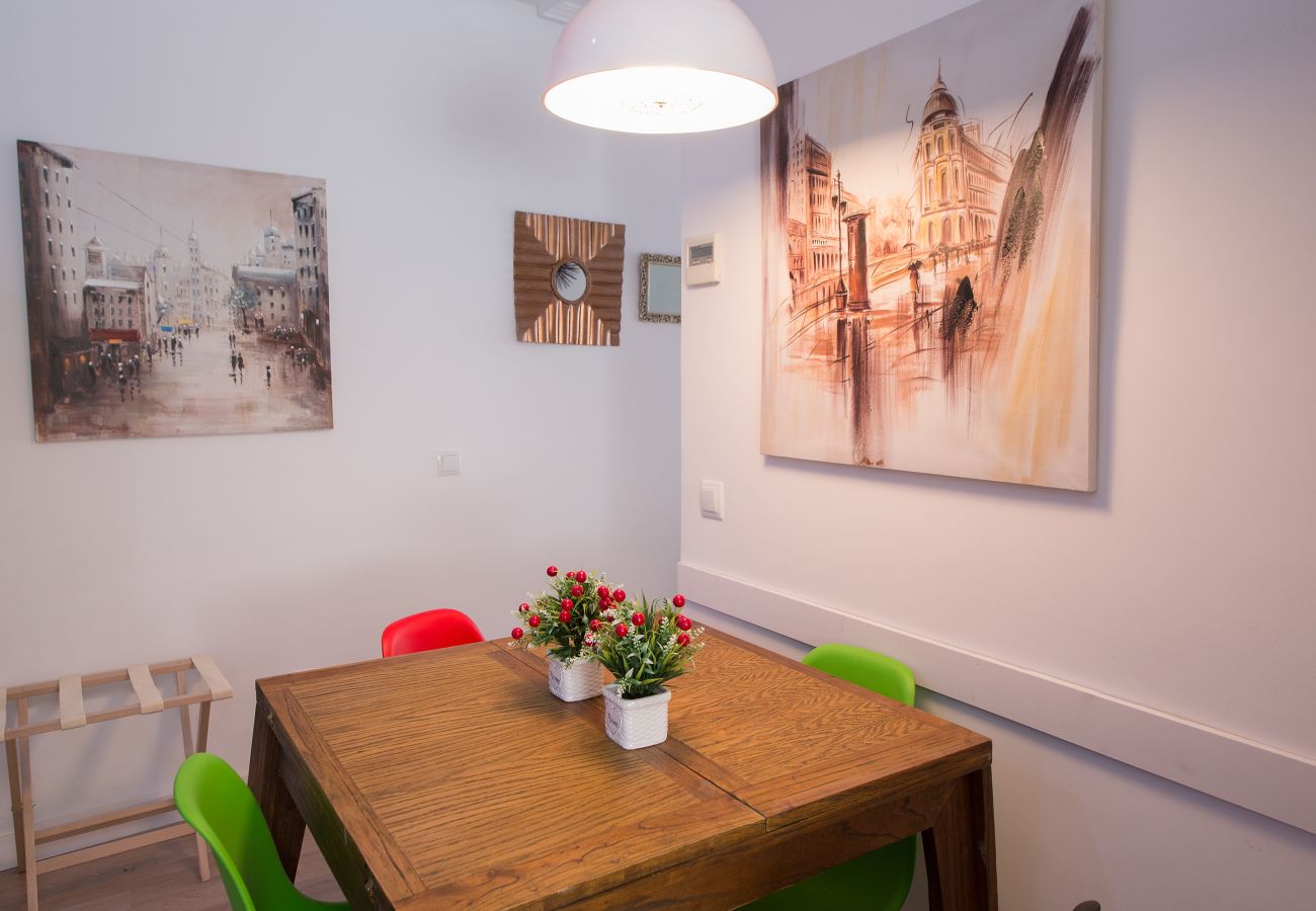 Apartamento en Madrid - Apartment Madrid Downtown Puerta del Sol M (PRE4A) Apartamento en Madrid - Apartment Madrid Downtown Puerta del Sol M (PRE4A)