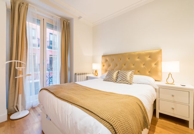 Apartamento en Madrid -  BIG Apartment Downtown Madrid Malasaña M (MAL27) Apartamento en Madrid -  BIG Apartment Downtown Madrid Malasaña M (MAL27)