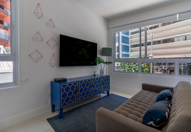 Estudio en São Paulo - STUDIO AVANHANDAVA EN EL CORAZÓN DEL BAJO AUGUSTA Estudio en São Paulo - STUDIO AVANHANDAVA EN EL CORAZÓN DEL BAJO AUGUSTA