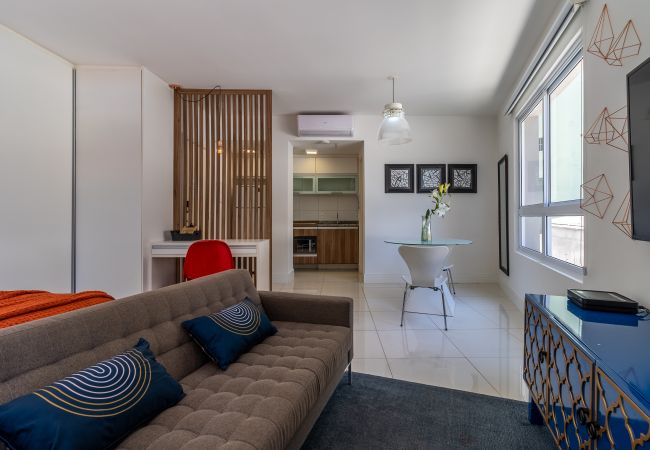 Estudio en São Paulo - STUDIO AVANHANDAVA EN EL CORAZÓN DEL BAJO AUGUSTA Estudio en São Paulo - STUDIO AVANHANDAVA EN EL CORAZÓN DEL BAJO AUGUSTA