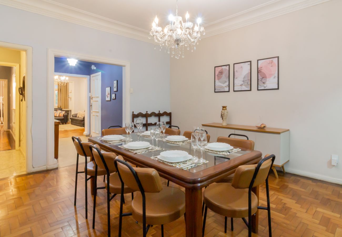 Apartamento en Rio de Janeiro - A 2 minutos de la playa de Copacabana | A306 Apartamento en Rio de Janeiro - A 2 minutos de la playa de Copacabana | A306