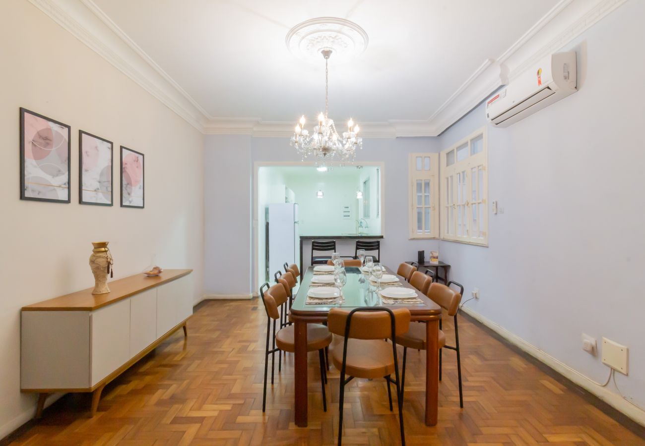 Apartamento en Rio de Janeiro - A 2 minutos de la playa de Copacabana | A306 Apartamento en Rio de Janeiro - A 2 minutos de la playa de Copacabana | A306