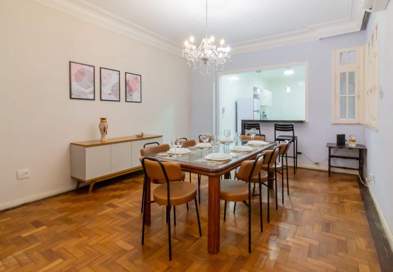 Apartamento en Rio de Janeiro - A 2 minutos de la playa de Copacabana | A306 Apartamento en Rio de Janeiro - A 2 minutos de la playa de Copacabana | A306