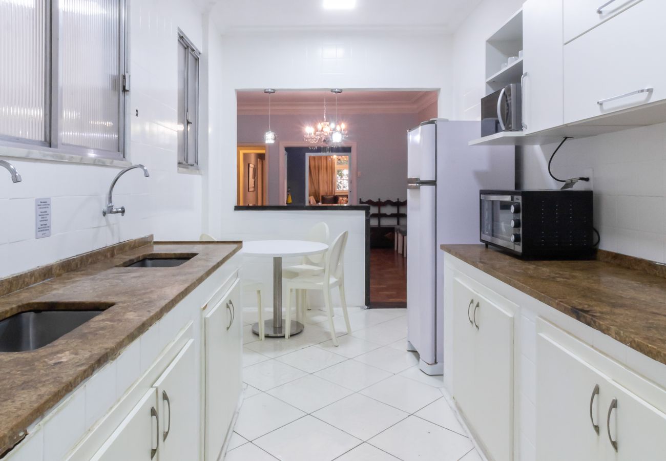 Apartamento en Rio de Janeiro - A 2 minutos de la playa de Copacabana | A306 Apartamento en Rio de Janeiro - A 2 minutos de la playa de Copacabana | A306