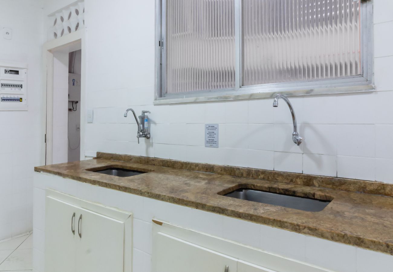 Apartamento en Rio de Janeiro - A 2 minutos de la playa de Copacabana | A306 Apartamento en Rio de Janeiro - A 2 minutos de la playa de Copacabana | A306